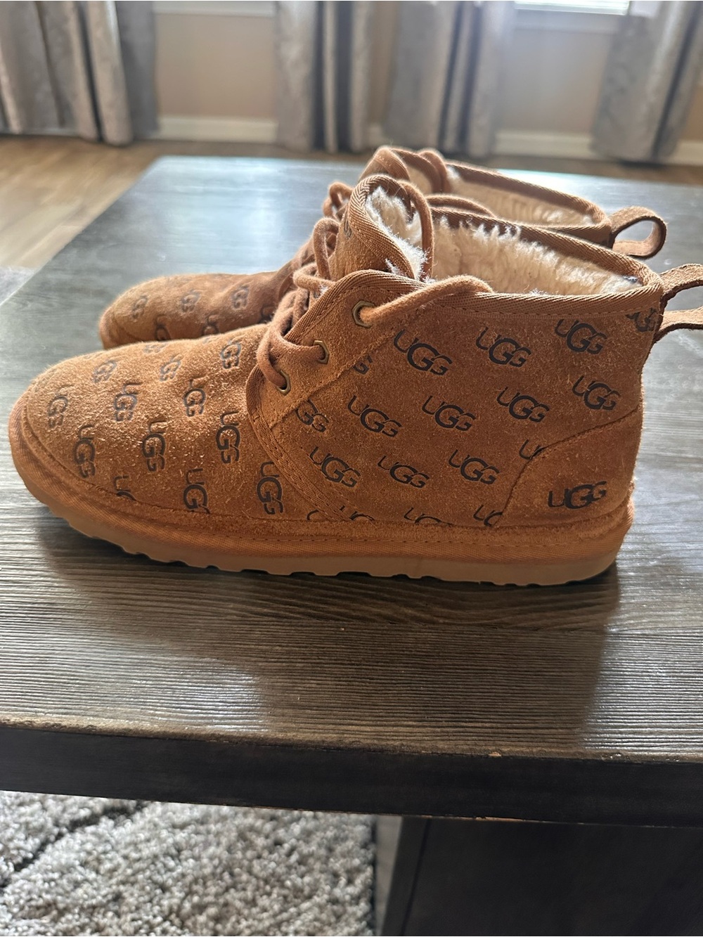 UGG Women’s Neumel Chestnut Logo Lined Boots
